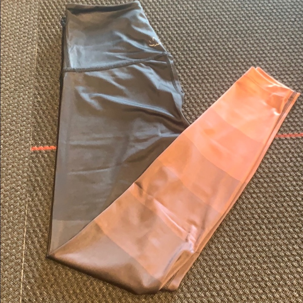Beyond Yoga Stripped Ombre  Leggings